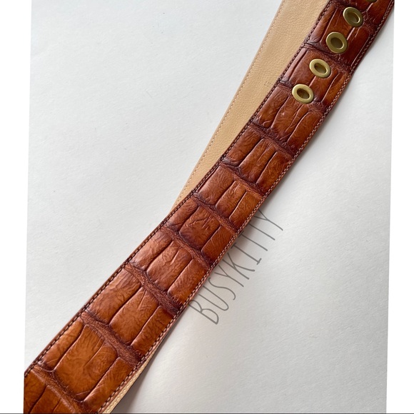 Sold - Picture 3 of 8